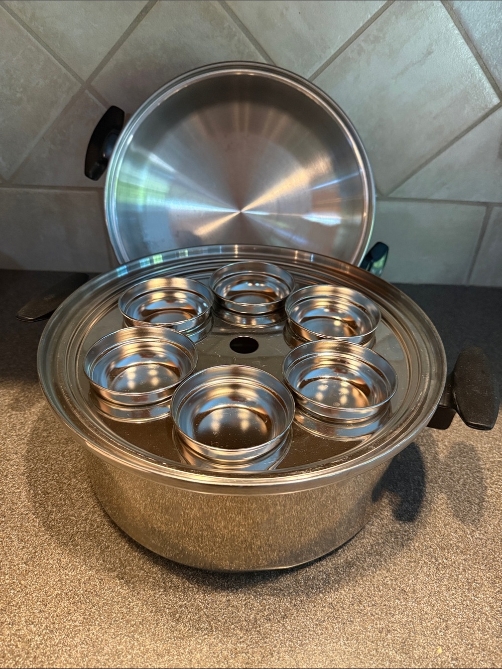 Stainless Steel 6 qt Dutch Oven 7-Egg Steamer Pot - Silver